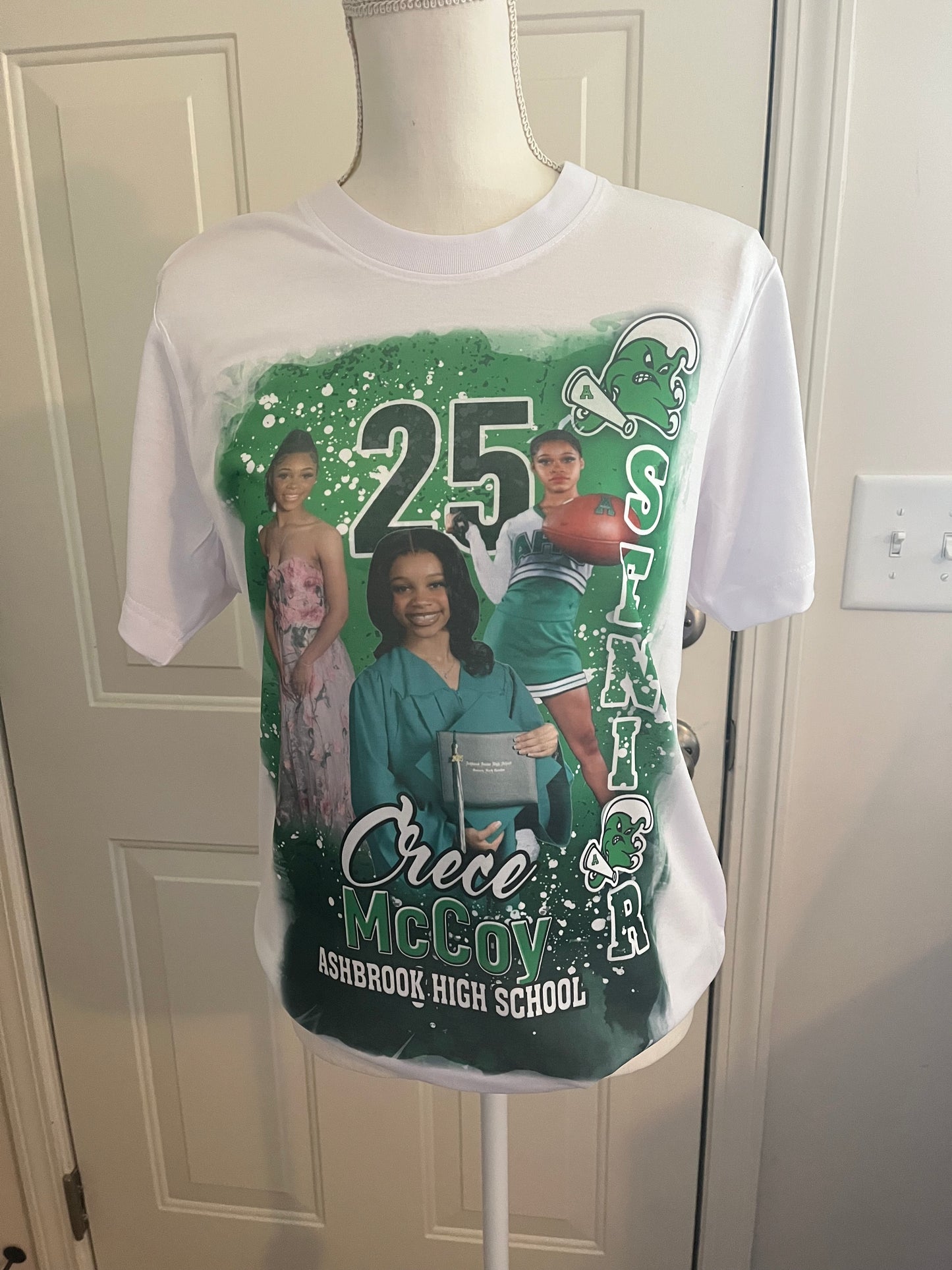 Grad Center Print T-Shirt
