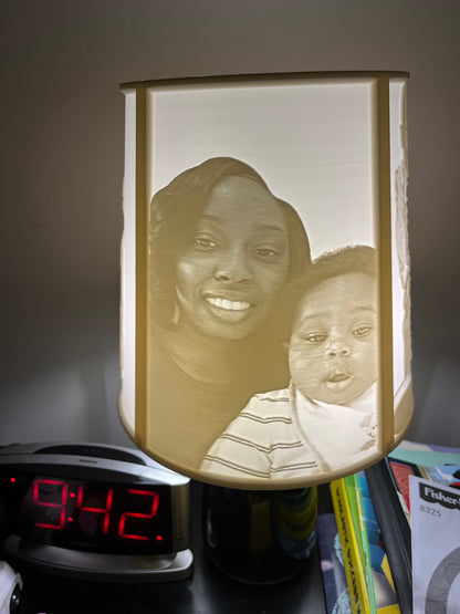Custom 3D Photo Lamp – Personalized Lithophane Light with Text Option